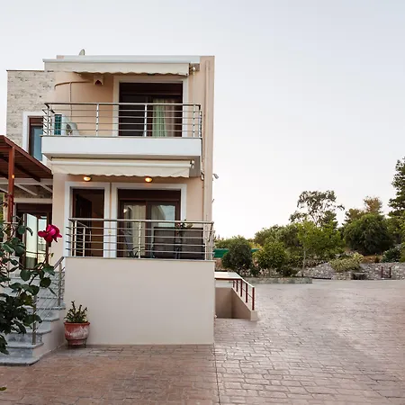 Seaside Getaway - Aelia Villa's Dreamy Paradise Petalídhion