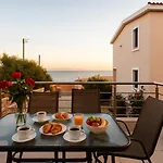 Seaside Getaway - Aelia Villa's Dreamy Paradise * Petalídhion