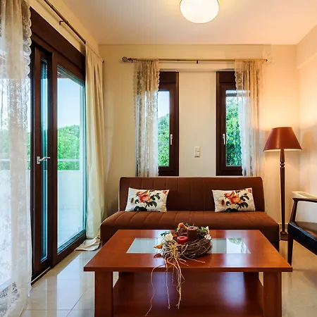 Villa Seaside Getaway - Aelia Villa's Dreamy Paradise Petalídhion