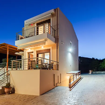 Seaside Getaway - Aelia Villa's Dreamy Paradise