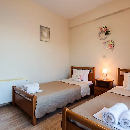 Seaside Getaway - Aelia Villa's Dreamy Paradise Villa Petalídhion