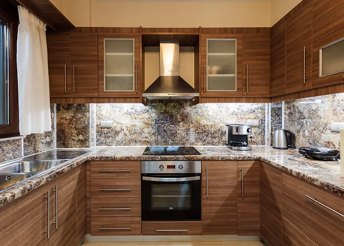 Seaside Getaway - Aelia Villa's Dreamy Paradise *