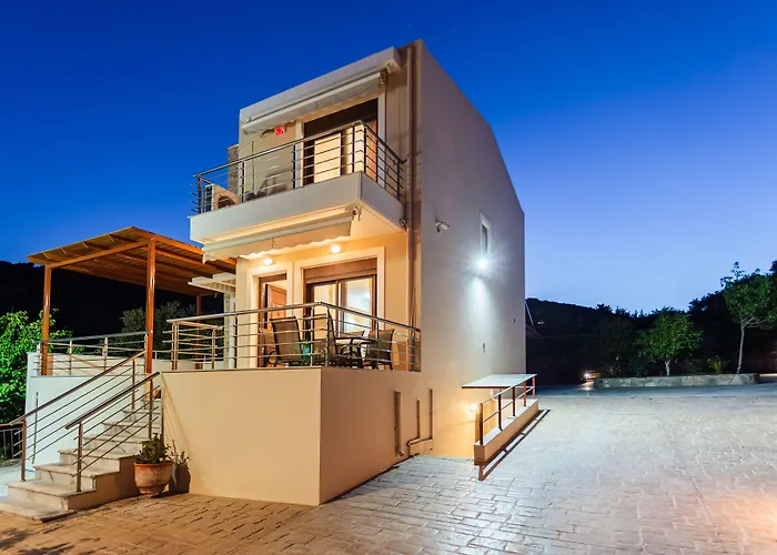 Seaside Getaway - Aelia Villa's Dreamy Paradise