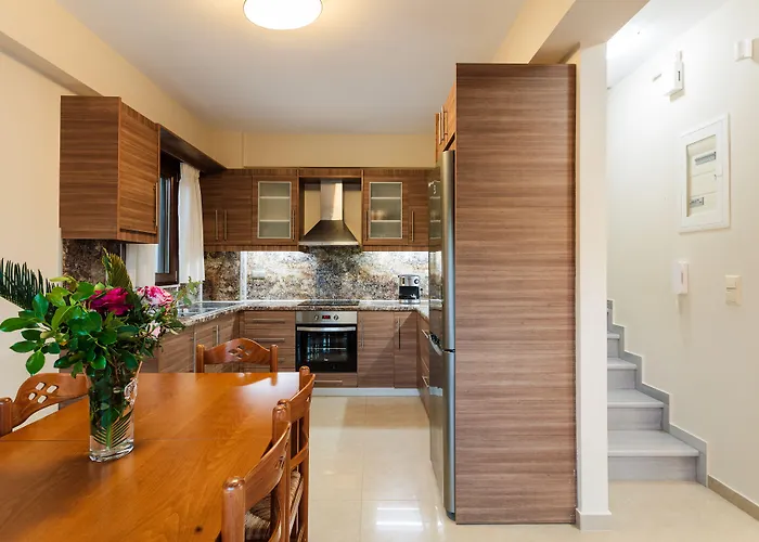 Seaside Getaway - Aelia Villa's Dreamy Paradise Villa