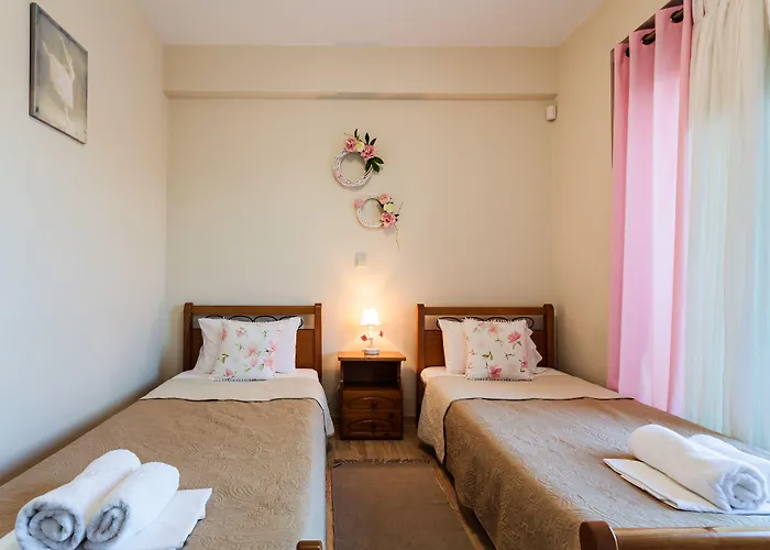 Seaside Getaway - Aelia Villa's Dreamy Paradise * Petalídi